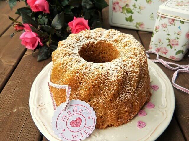 tradycyjna babka wielkanocna